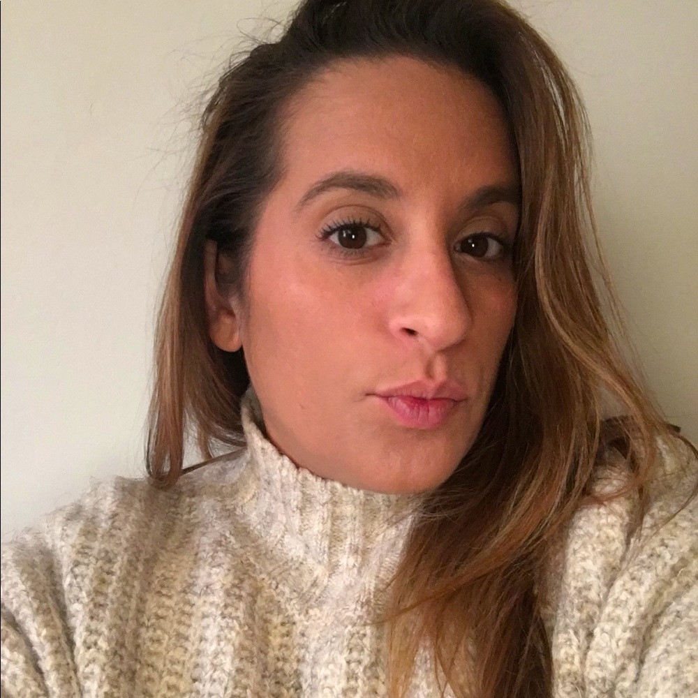 Meet your Posher, Lauren